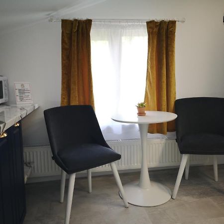Appartamento Ivy Boutique Braşov Esterno foto
